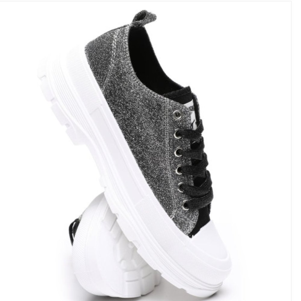 NEW True Religion Janis Sneakers by True Religion Glitter Sparkle Silver SZ-10